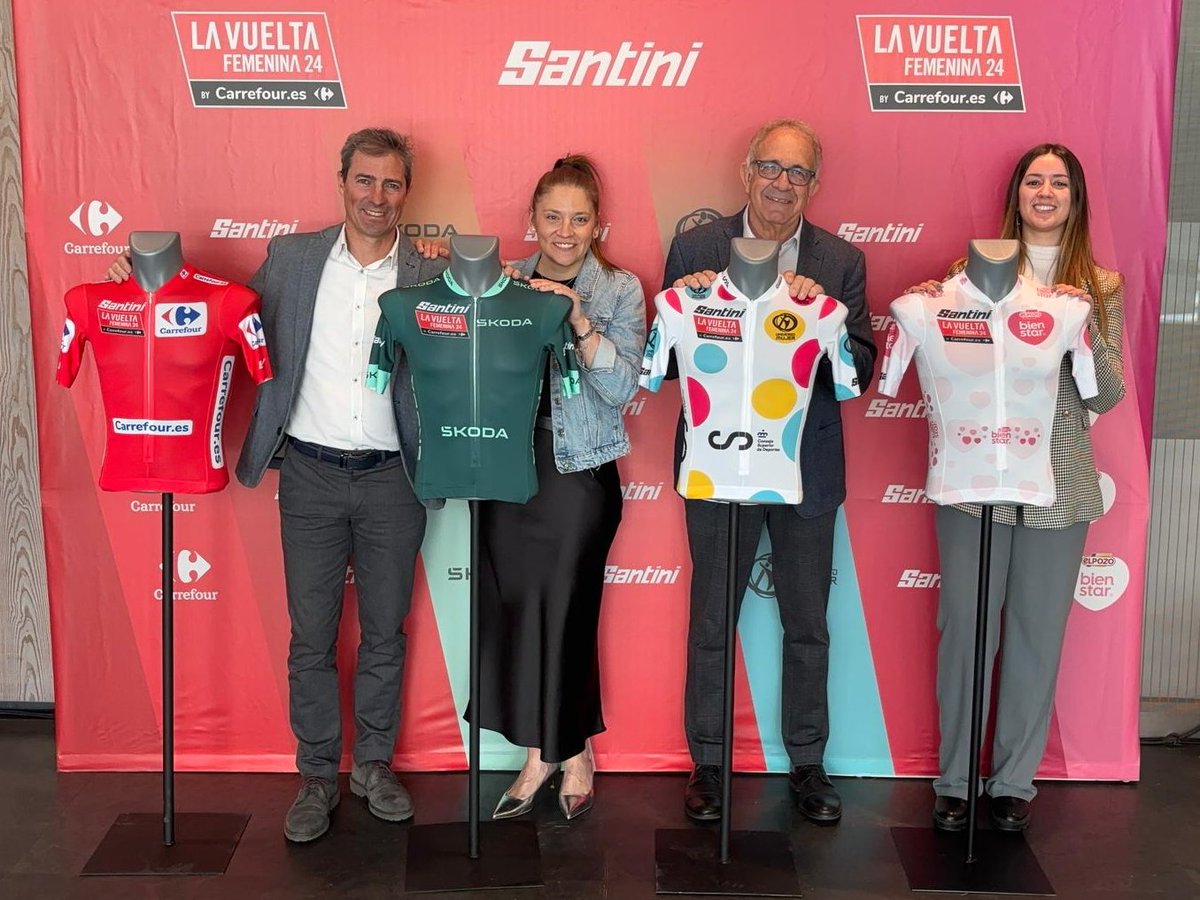 📸 Hoy ha tenido lugar la presentación de los maillots de <a href="/LaVueltaFem/">La Vuelta Femenina by Carrefour.es</a>, que se disputará del 28 de abril al 5 de mayo 🚴‍♀️

➡️ Al acto han asistido el presidente de la RFEC, José Luis López Cerrón, acompañado del vicepresidente, José Vicioso 

#LaVueltaFemenina