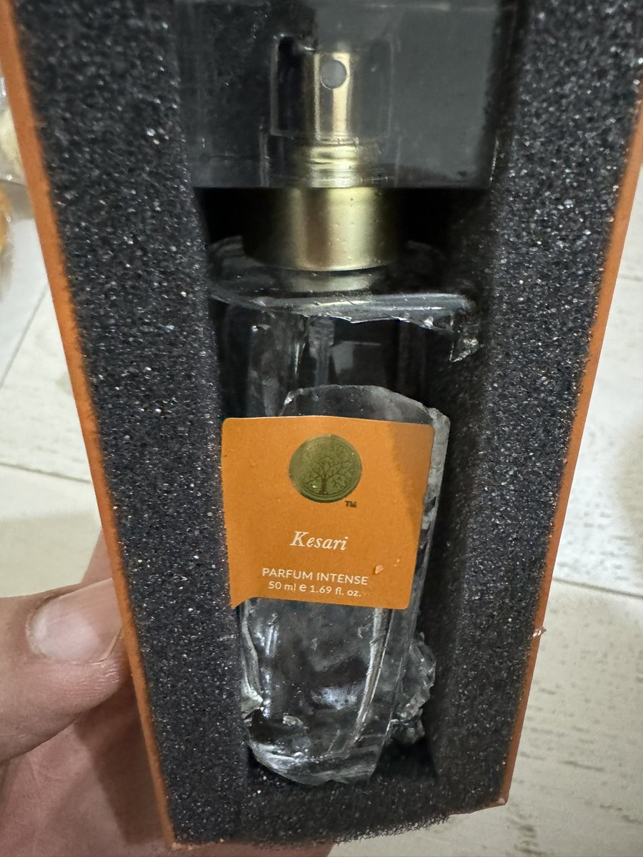 PandeyRajeev_'s tweet image. @ForestEssential why do you have shops in airport when your packaging can’t survive a flight? 
Bought a perfume in BPL airport and it broke on the flight. Am being advised that it’s not your issue! #unacceptable 
#customerservice #badpackaging #perfume #forestessentials #kesari