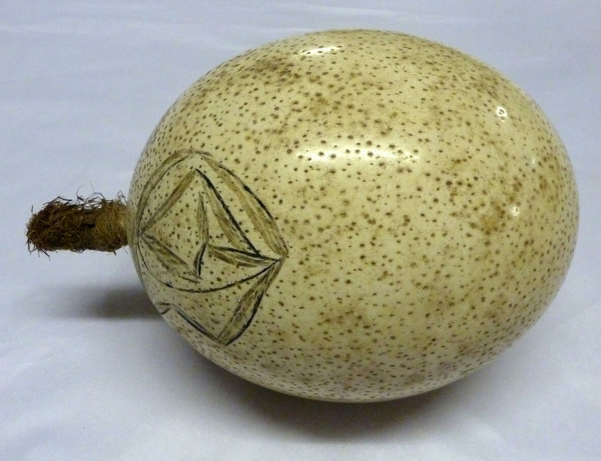 A water container from Botswana made from an engraved ostrich egg with a grass stopper. Find this and other eggs on our Eggstraordinary Easter Eggventure trail, available in the museum and on our website until Sunday 14 April. tinyurl.com/4pvxkhac
