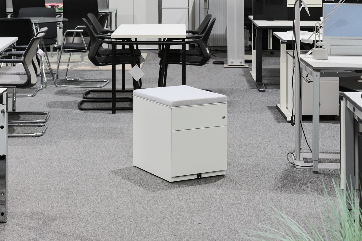 office4sale's tweet image. Steigern Sie Büroeffizienz mit dem Bisley "Note" #Rollcontainer für perfekte Organisation, Sicherheit &amp;amp; Stil🌟

Sichern Sie sich jetzt bis zu 15% online-Rabatt zusätzlich!

👉Mehr Infos (Artikel-Nr. 27304): office-4-sale.de/Stahl-Rollcont…

#BisleyNote #DesignMatters #Bürooptimierung