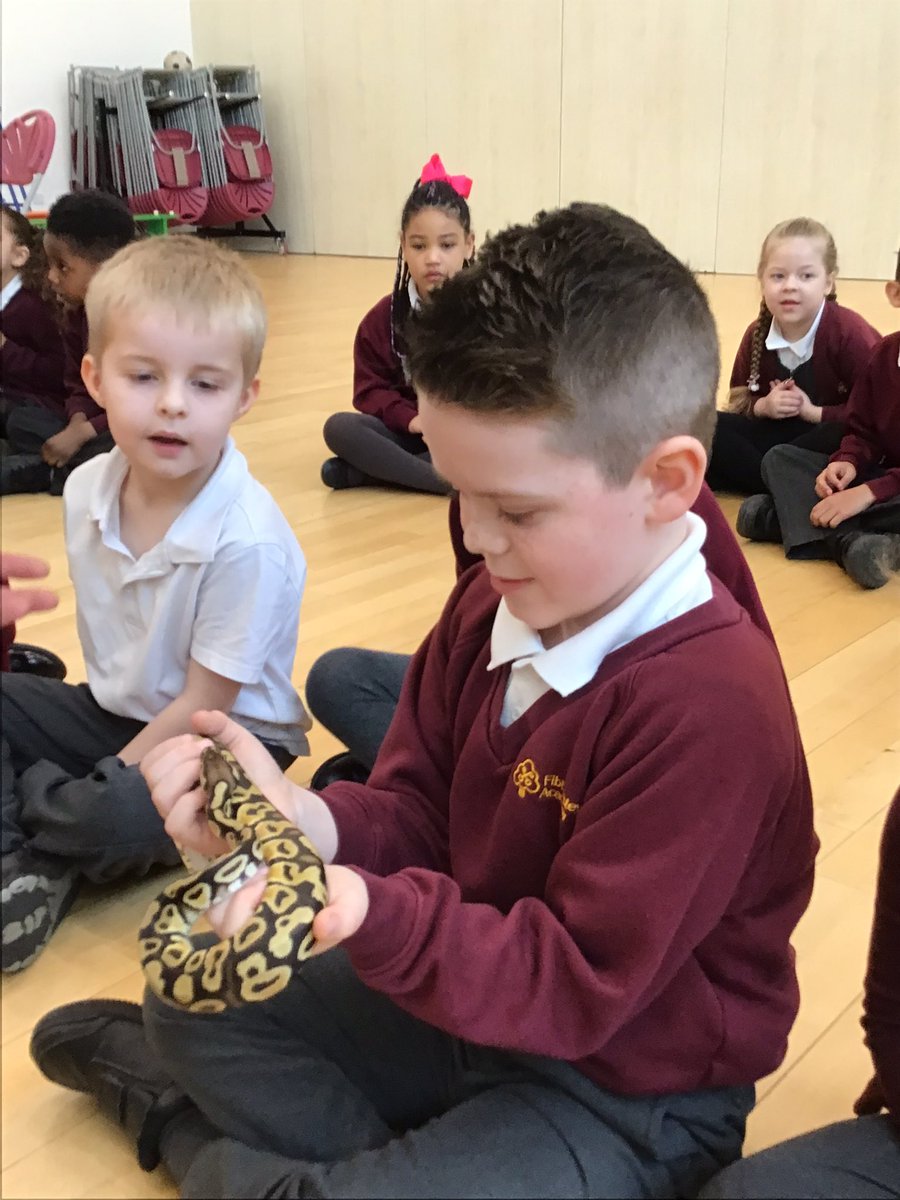MrsB_Fibbs's tweet photo. Animal Man part 4 https://t.co/hZlHu7di3Y