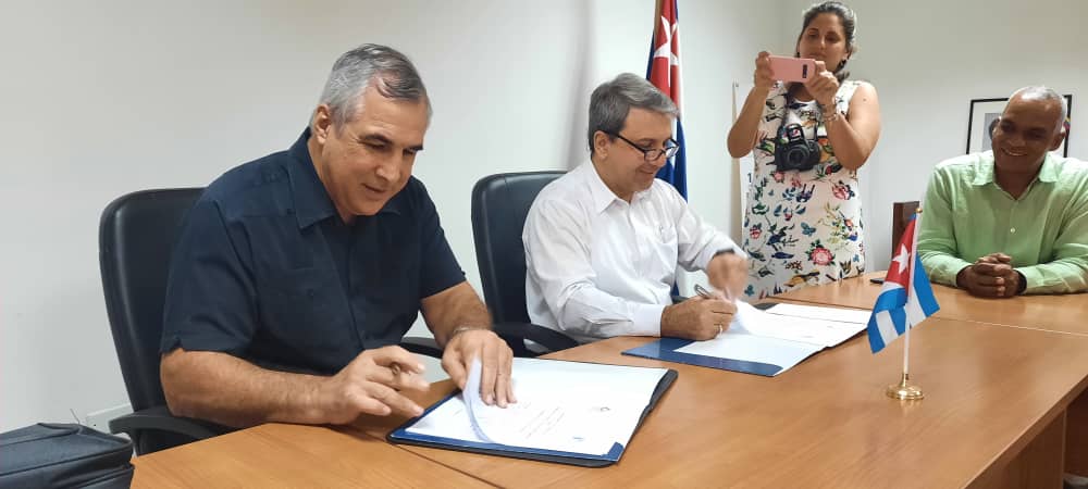 Acuerdo @citmacuba-@CubaMES consolida alianza estratégica para impulsar Sistema de Gestión de Gobierno basado en #Ciencia e #Innovación y expresa voluntad de contribuir al desarrollo de la ciencia en @Cuba @EdMartDiaz @SANTANACITMA @Adianez_Taboada @ArmandoRguezB @WalterBG_MES