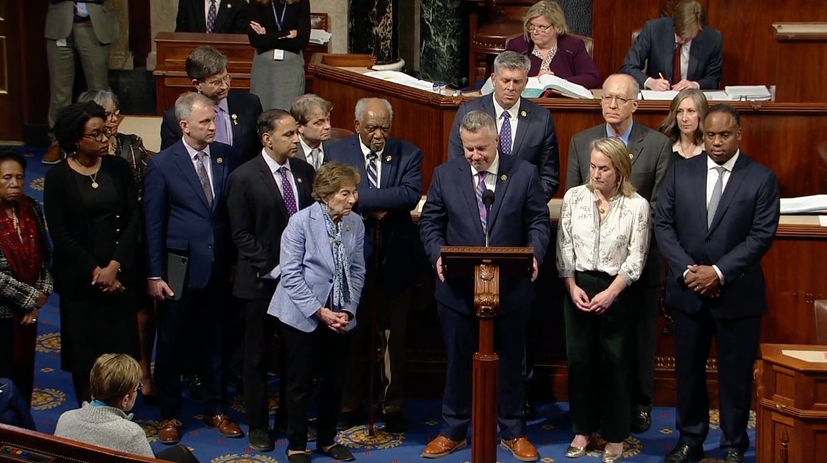 I was proud to stand alongside @RepEricSorensen and our fellow IL colleagues last night on the House floor to honor the lives lost from the recent stabbings in Rockford. We must come together to condemn and further prevent these senseless acts of violence in our communities.