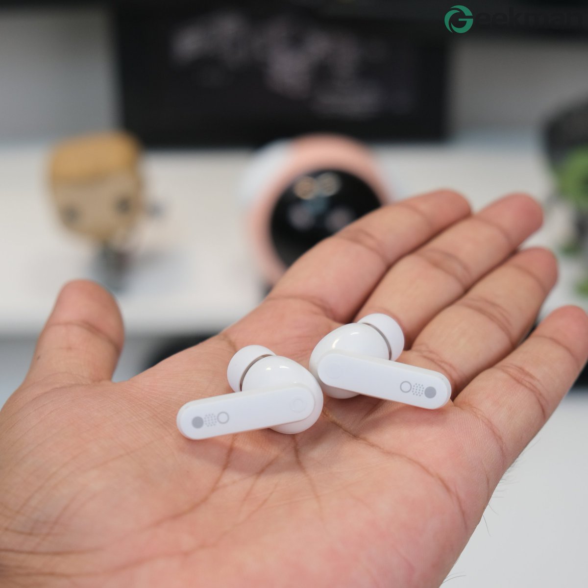 CMF By Nothing Earbuds Review In Detail With Comparison (Hindi), Watch Before Buy! Watch Now: youtu.be/a9Q_8WaP6KA Read Now: geekman.in/reviews/ #cmfnothingbuds #cmfnothingearbuds #cmf #nothing #Nothingbuds #nothingearbuds #cmfearbuds #tws #twsearbuds #anc #ancearbuds