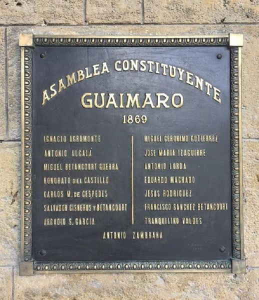 Desde el municipio de #Guáimaro celebramos hoy el 155 aniversario de la primera Constitución de la República en Armas, donde se evidenció y se dejó una lección: por encima de las diferencias de opinión está la Patria: #UnidosXCuba.