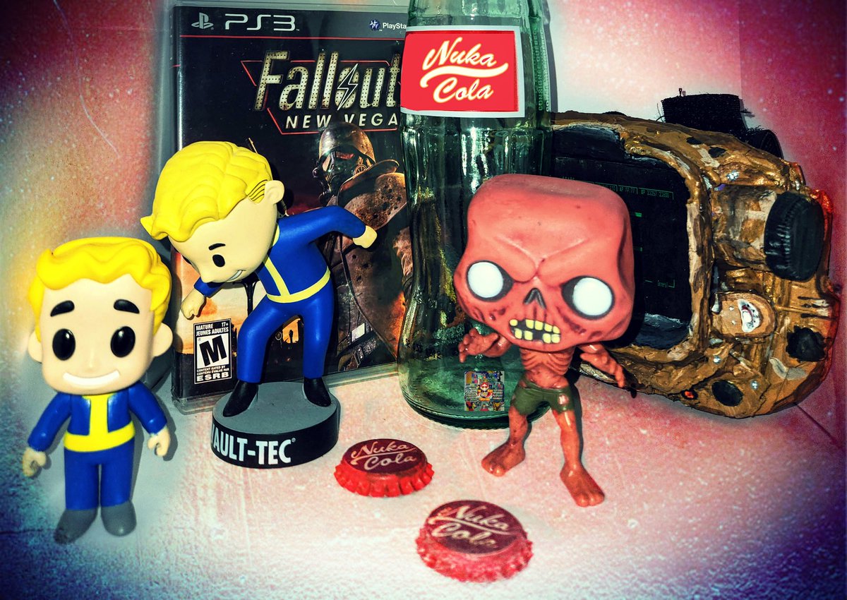 Happy #Fallout premiere day⚠️💥
Gathered some our collection to celebrate. Cannot wait to get into it 👍💨 
#FunkoFamily #FunkoPop #FunkoFunatic #Funaticofthemonth #FalloutOnPrime #TvSeries #VaultBoy #PipBoy #NukeCola #Ghoul #Bethesda #Collectibles #Figures #Toy #Gaming #NewVegas