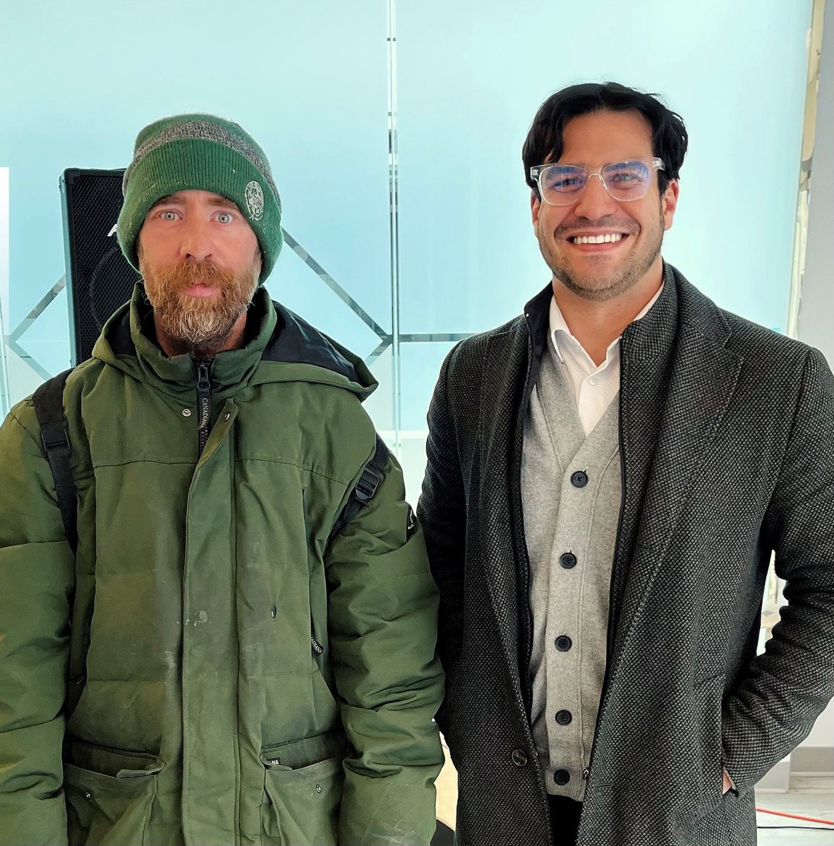 In the midst of a housing crisis, Connections are providing critical mental health and addictions support services to those in need. Learn more: nshealth.ca/news-and-notic… 📸 Photo of (L-R) Mr. Cordeiro with Michael Nahirnak, Connections social worker