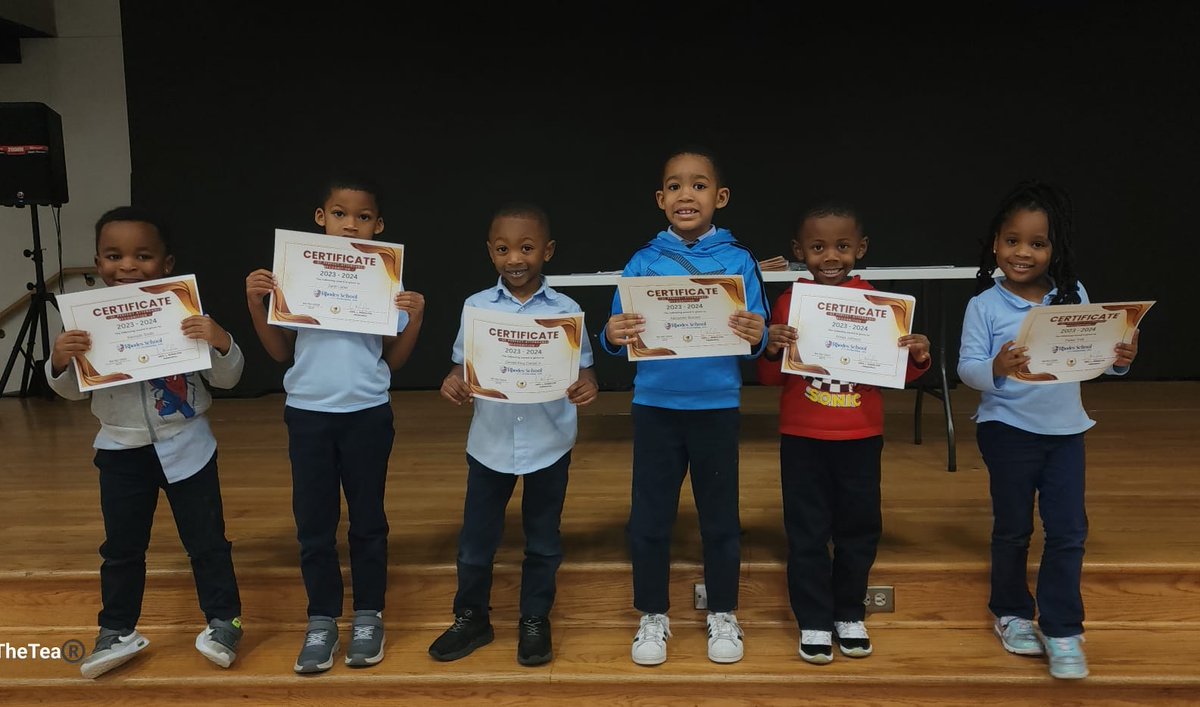 Celebrating our Humble #HonorRoll & #PerfectAttendance scholars! 💯🏆 Please help us congratulate our superstars on a job well done! Keep up the amazing work! 'Like' us on Facebook to see more photos!
#98isGreat #RhodesSchool #TexasCharterSchools #RSPA