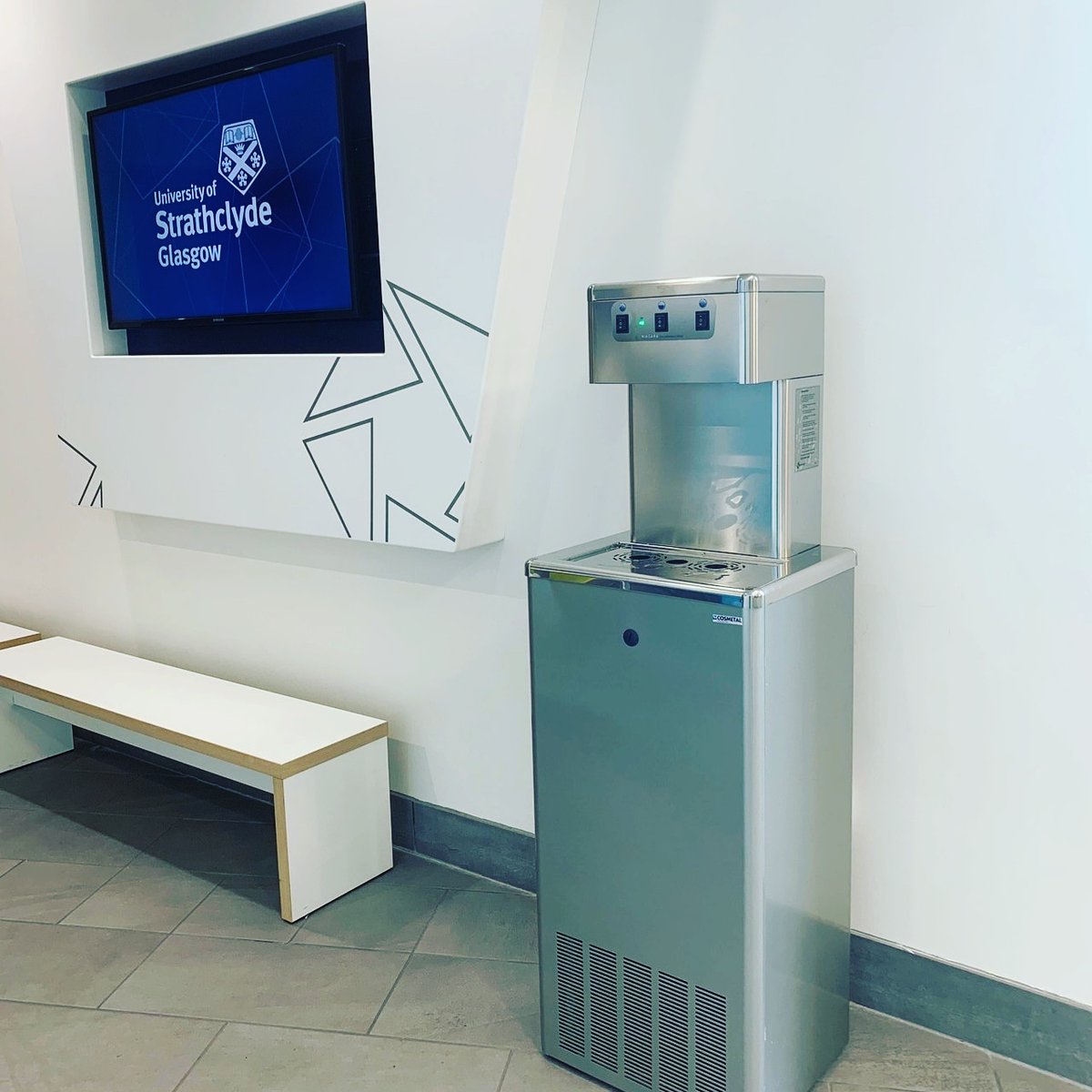 TIC_conferences's tweet photo. When you visit us in TIC do you know you can refill your water bottle? It is the little things we hope all add up to real change for the environment! #greenTIC #TICteam #sustainableevents #refill https://t.co/OBEq4t8ClR