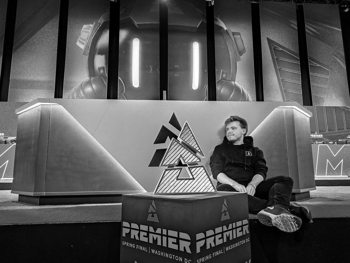 📢Hi !
I am searching for a permanent work home right here in #Esports.

XP:
- Community &amp; Tournament Operations <a href="/FACEIT/">FACEIT</a> 4yrs+
- Game server Ops 3yrs+
- Product, PR, socials 2yrs+
- Esports Production

RTs appreciated!💖
hello@zenlv.dev

Event experience:
docs.google.com/spreadsheets/d…