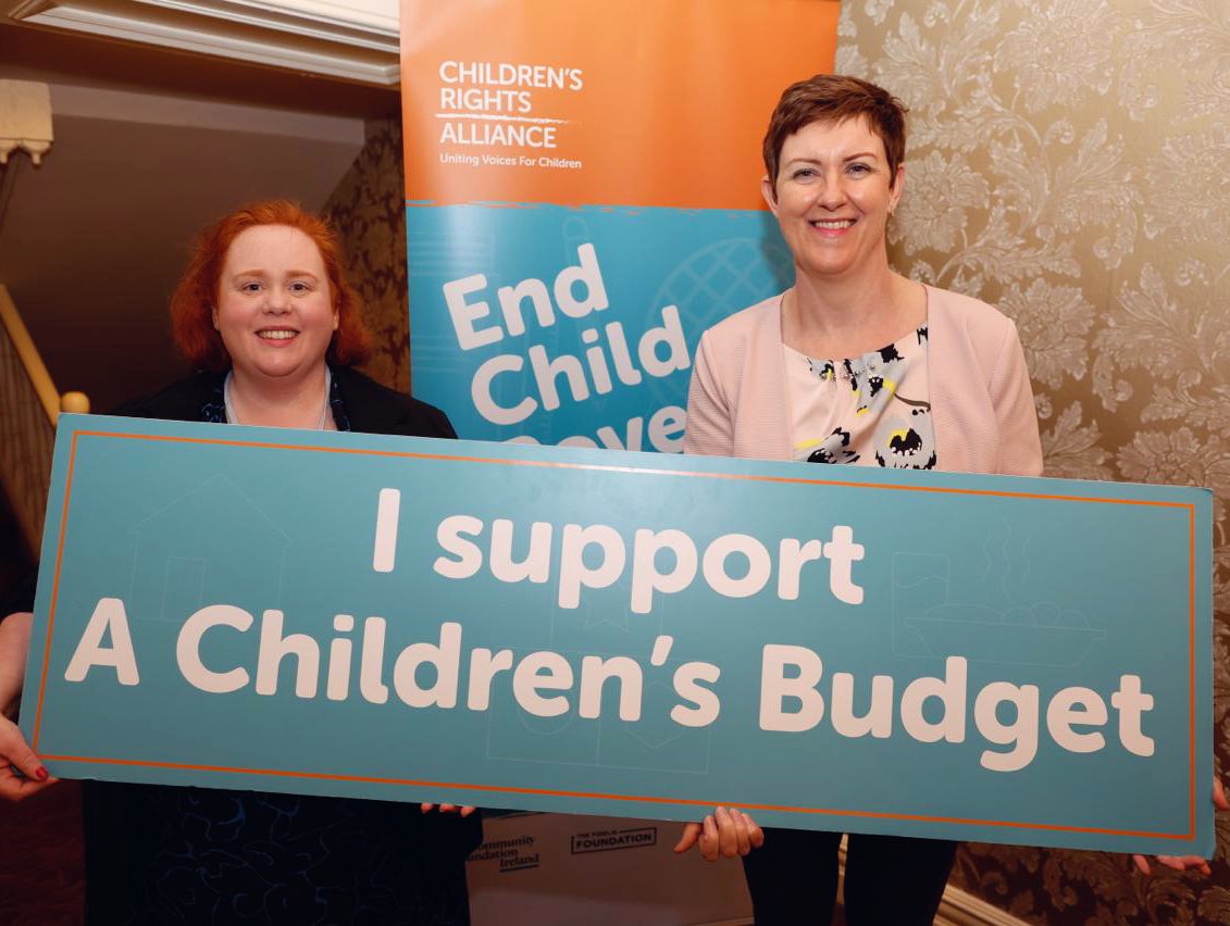 Thank you Deputy @PaulineTullyTD for dropping in to Buswells day on Food Poverty and Tackling Holiday Hunger. #EndChildPoverty #ChildrensBudget25