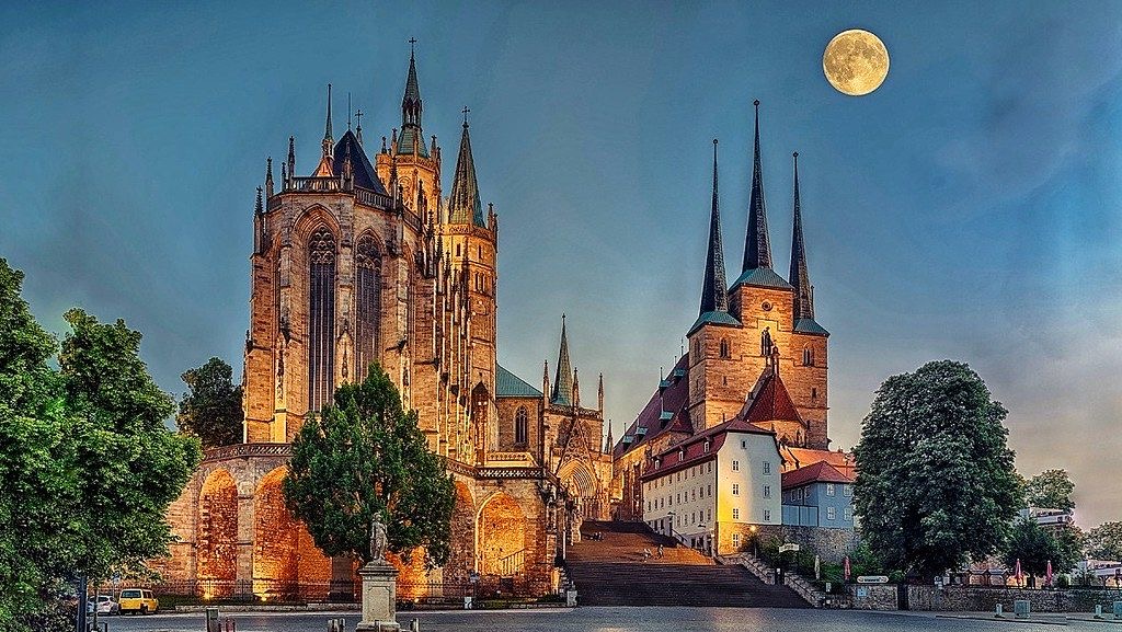 Schönste u. vermutlich ‘pittoreskeste’ Altstadt - Silhouette Deutschlands?😍👇