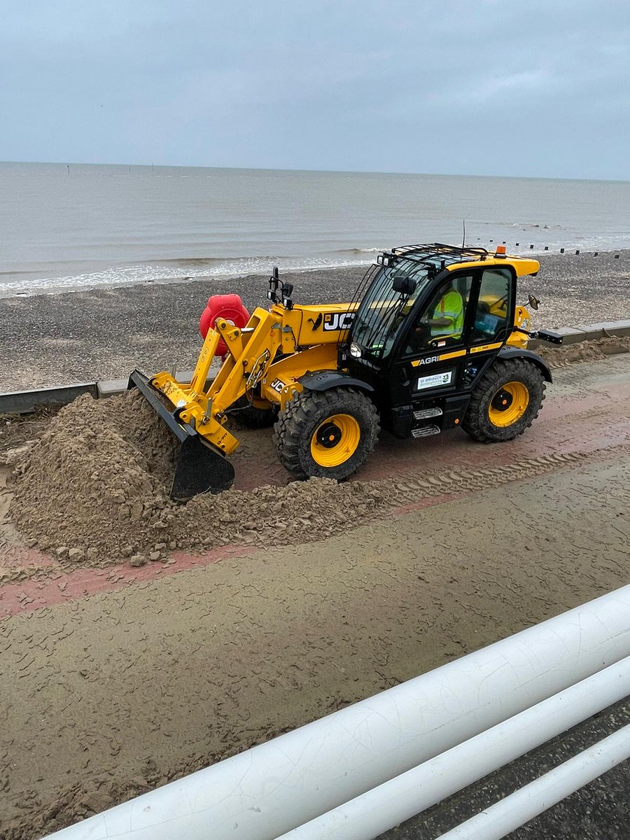 Our Streetscene Teams are working hard to clean up after Storm Pierrick 👷‍♂️🚜 Head of Head of Highways & Environmental Services, Paul Jackson said: “I’d like to thank our hardworking teams who have been busy all through yesterday preparing and dealing with the adverse weather.'