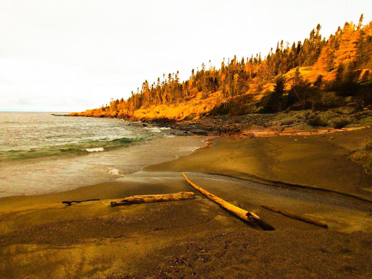 Good Day Xers @StormHour @ThePhotoHour  #HAGO #XNature  #ThemeOfTheWeek #LakeSuperior #Canada #VacationDestination