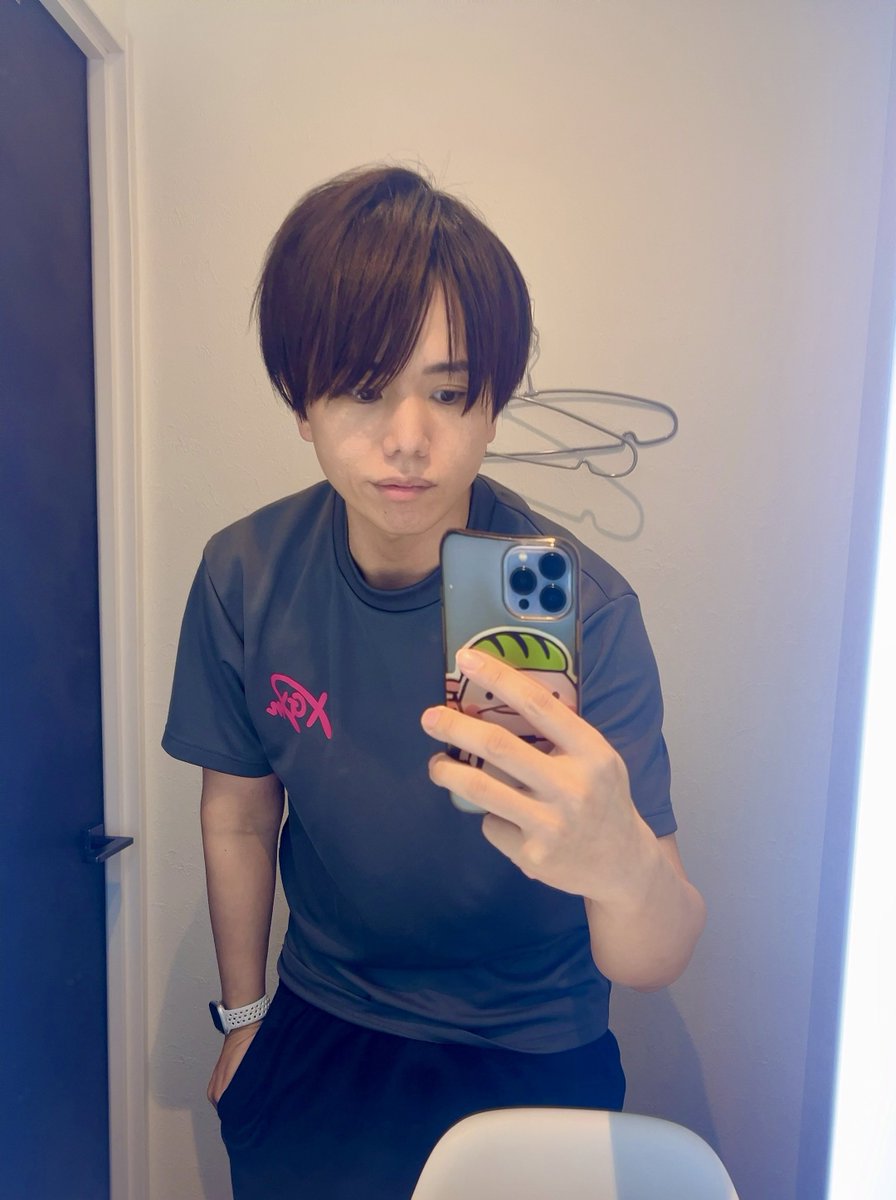 Masato_comaam's tweet photo. 62kgから○○kgまでリバウンドしたので、スイッチ入れるためにパーソナルトレーニングジムを契約してきました!
夏までにバキバキになってやる!
@XGYM11
#XGYM #川口 #川口市 #ダイエット #痩せる #運動不足 #維持できる身体 #パーソナルトレーニング #gym #personalgym #パーソナルジム #筋トレ https://t.co/t9Pg2HEI4R