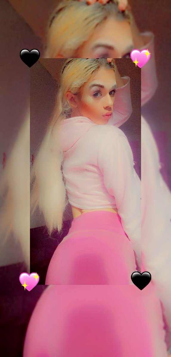 LexMoulson's tweet photo. Pink 😉🎀 https://t.co/xgfpaqA2ru