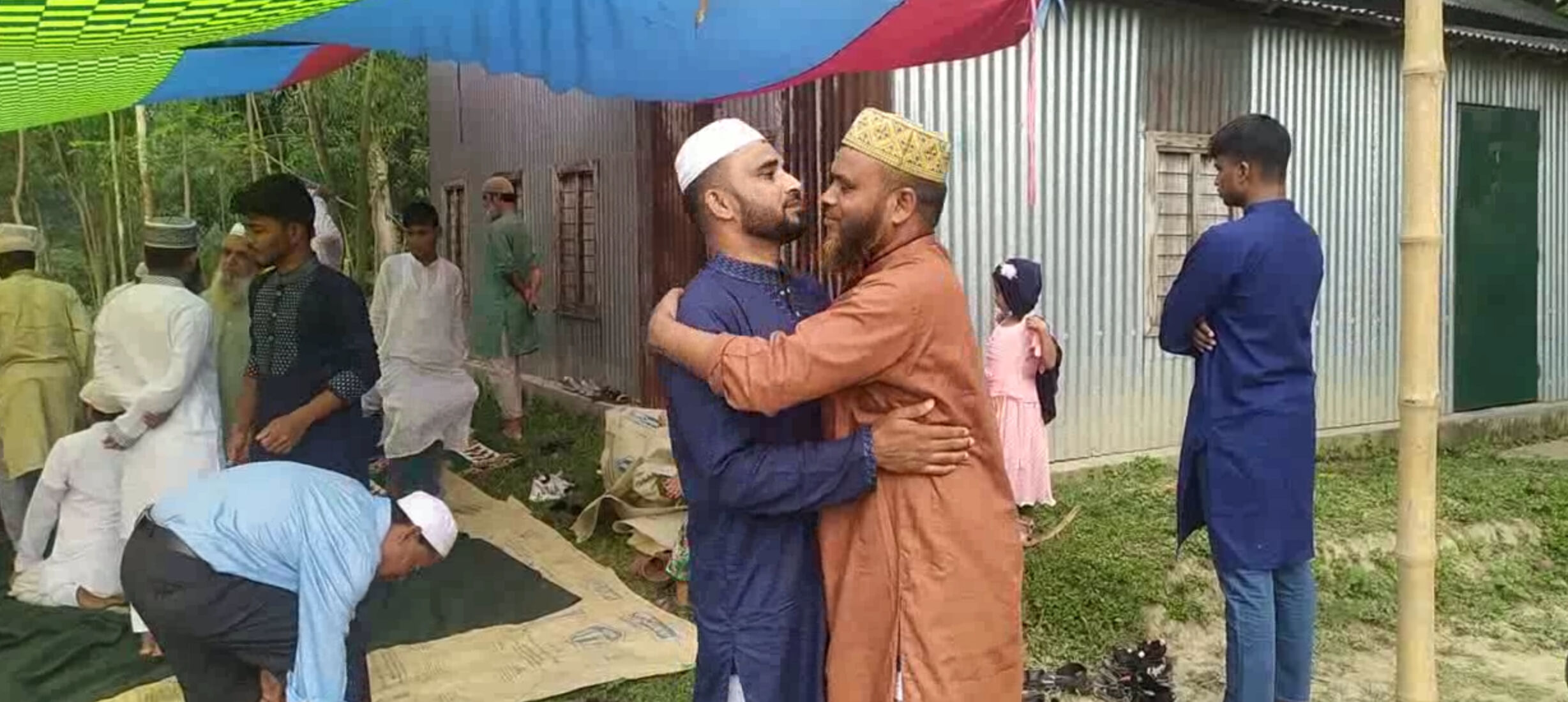 টাঙ্গাইলে ৪০ পরিবারে ঈদের আগেই ঈদ!