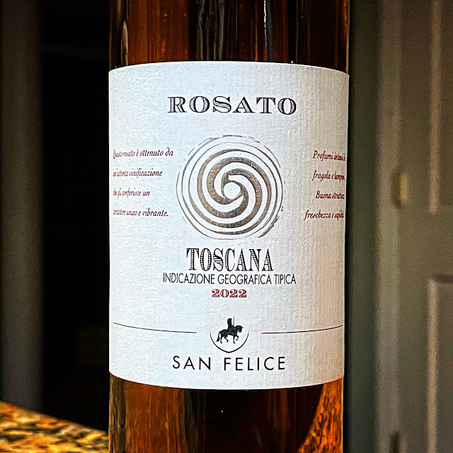 Today on the Nittany Epicurean, #VinoItaliano continues with the 2022 #Rosata #Toscana IGT from San Felice #wine #vino #Italia #vinotoscano nittanyepicurean.blogspot.com/2024/04/2022-s…