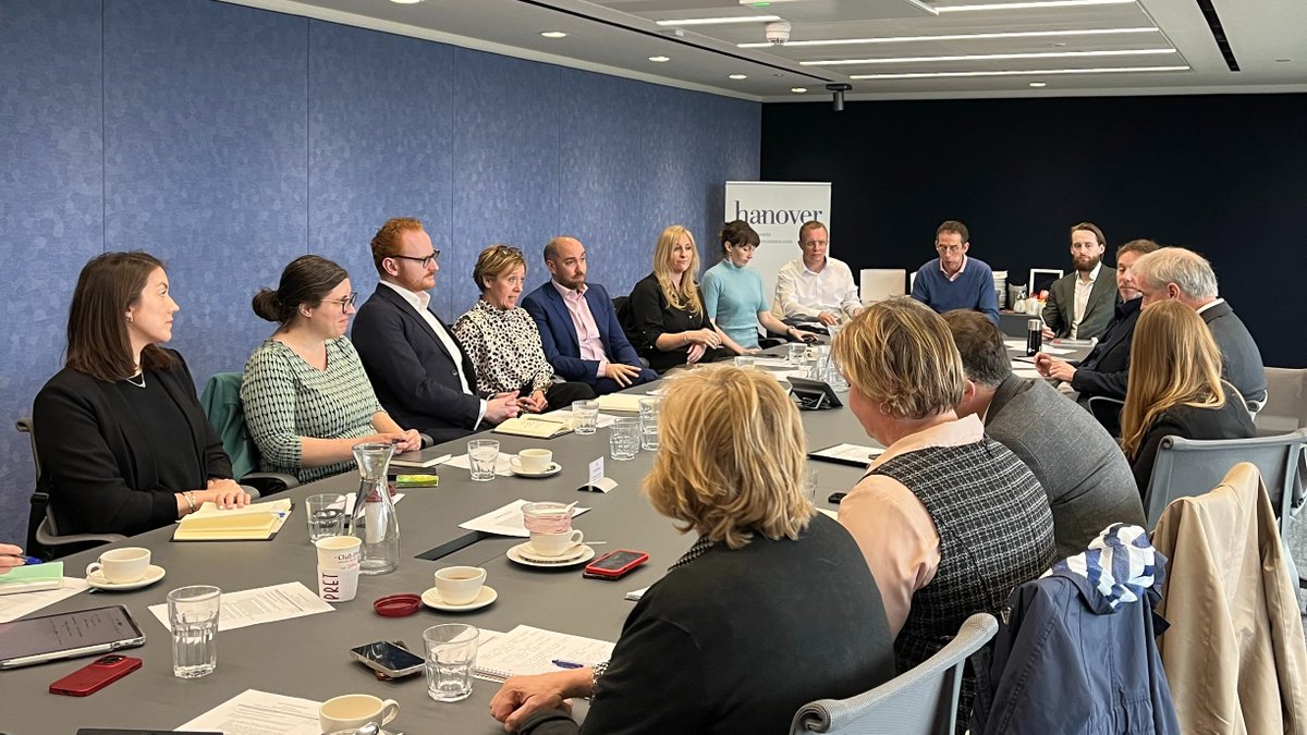 It was great to host @NHSEngland at the Hanover offices yesterday, bringing them together with clients to discuss the priorities for the MVA Directorate and how to improve partnership working in key areas like horizon scanning, regulatory pathways, data and medicines uptake.