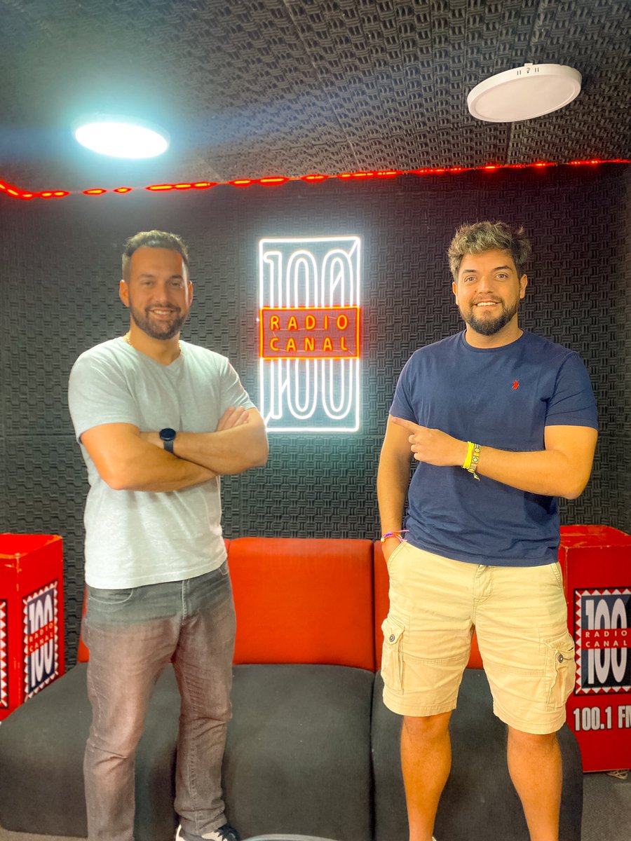 Los caballeros de tus mañanas en la 100.1 FM 📻 😎👌🏼 @kikecasanovapy y @nicuserrano #RadioCanal100 🍂📻💯 Whatsapp: 0981 40 70 11 👋🏼 Escucha vía web: megacadena.com.py 📻🍂💯