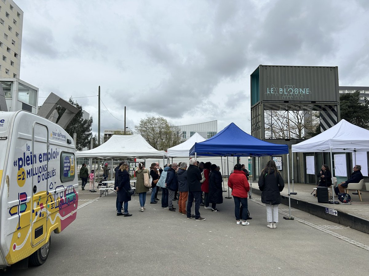 Gwendoline Affilé (@gwenaffile) on Twitter photo Étape du tour de France du #pleinemploisolidaire au #Blosne : proposer depuis les territoires une loi pour un plein emploi respectueux de la dignité et de la diversité des personnes, à l’image de ce que nous expérimentons avec <a href="/ZeroChomeurLD/">Territoires zéro chômeur de longue durée</a> Étape du tour de France du #pleinemploisolidaire au #Blosne : proposer depuis les territoires une loi pour un plein emploi respectueux de la dignité et de la diversité des personnes, à l’image de ce que nous expérimentons avec <a href="/ZeroChomeurLD/">Territoires zéro chômeur de longue durée</a>
