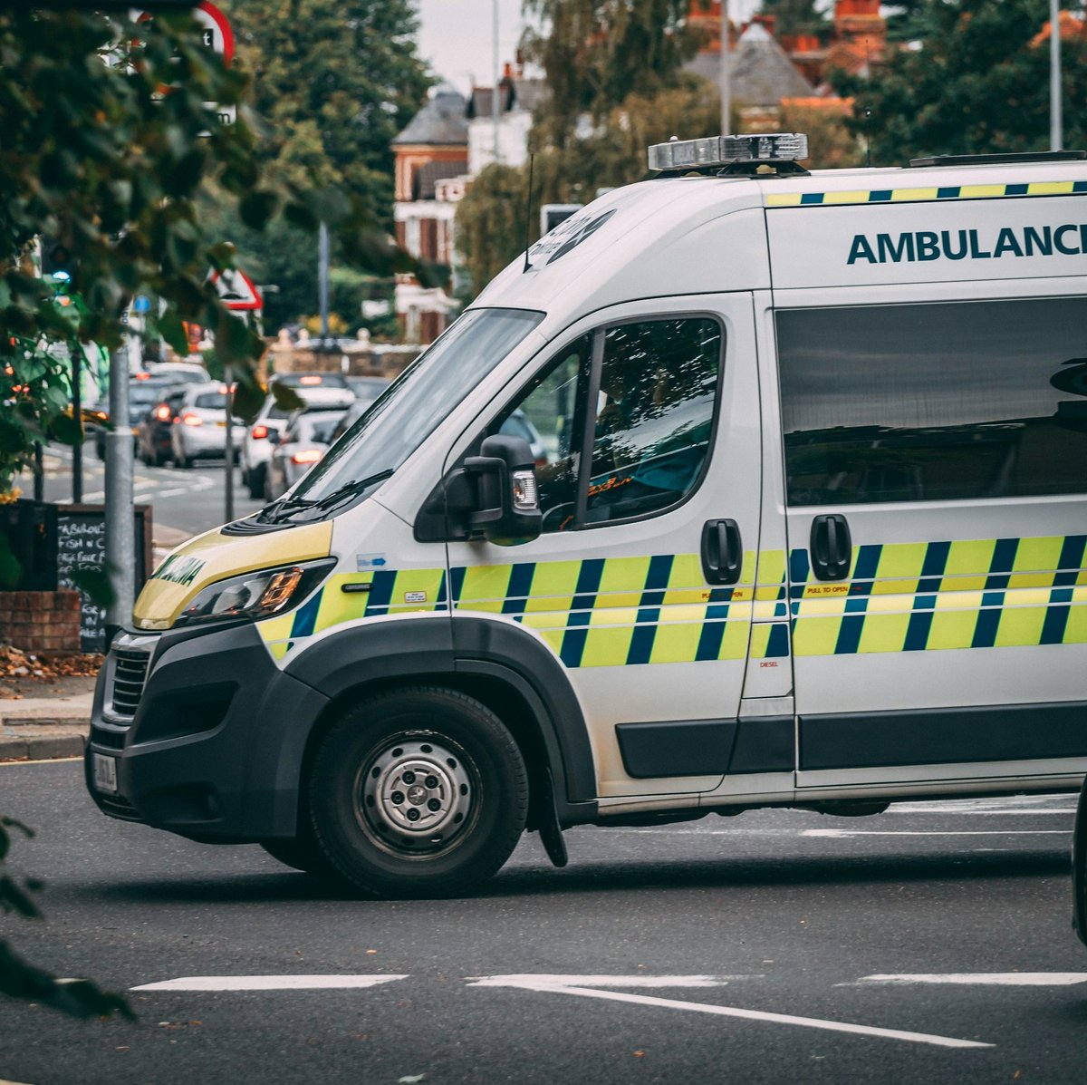 .@CarersScotland want to understand your experience when phoning an ambulance for those who have a life shortening condition, terminal illness or approaching the end of life. Help them by filling in the survey below. 👇🚨 forms.microsoft.com/pages/response…