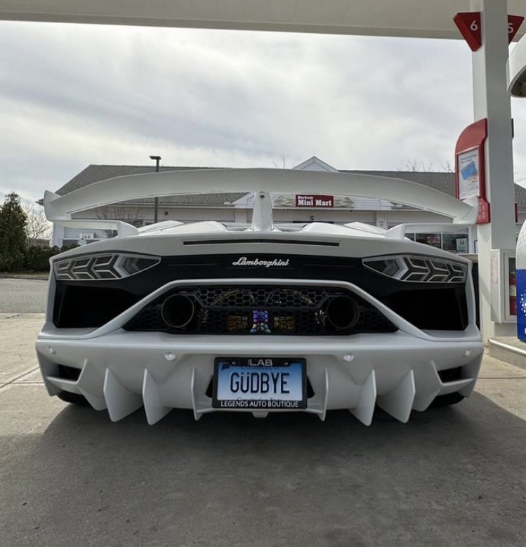 Lamborghini SVJ Roadster