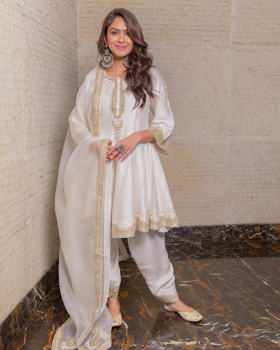 Mrunal Thakur Radiates Timeless Elegance in Ivory Anarkali Ensemble. The outfit, aptly named 'Faria' from Sheetal Batra's latest collection.

#FashionTV #FTV  #MrunalThakur #SheetalBatra #PunjabiAnarkali #IndianFashion #EthnicWear #FashionIcon #fashioninsta #sophistication