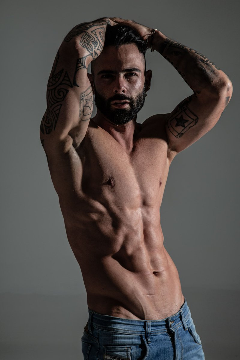 how about this profile 
😈📷
onlyfans.com/andreszapata03