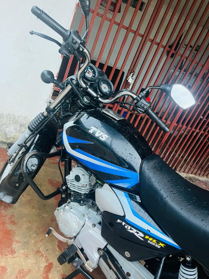 Tshs 1,650,000/= Tu. Tvs cc125 🔥 Full Documents📃 Body ✅️ Engine✅️ Starter✅️ Tires✅️ Loc:🗺️ Ubungo Maji, Kanisani Kwa Gwajima, Dar Cont :Call/WhatsApp +255655908902 +255786997909 Mikoani Tunatuma Kwa Uwaminifu🚌 🚍 🚎