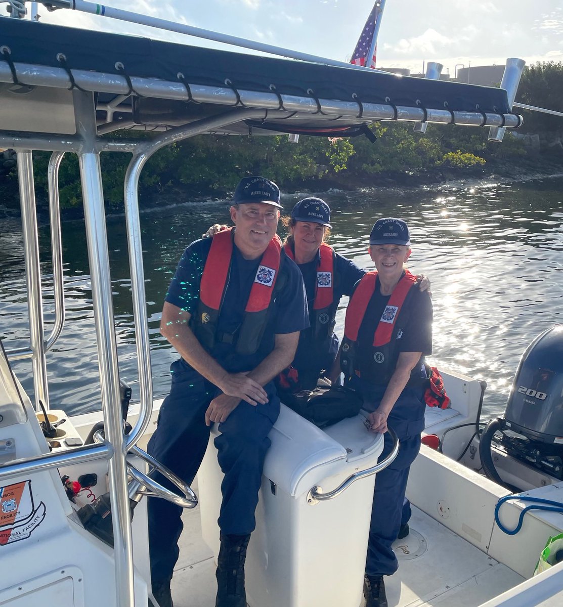 USCGAux tweet picture