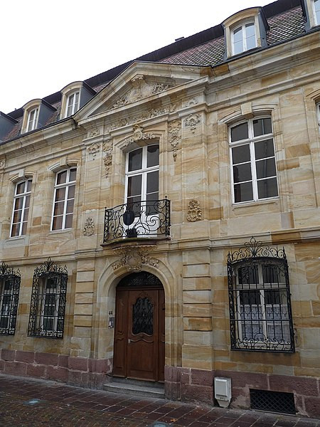 Immeuble à #Mulhouse (#HautRhin) Façade et toiture sur rue (cad. AK 115/7) : inscription par arrêté du 15 novembre 1985.
Suite 👉 monumentum.fr/monument-histo…
#Patrimoine #MonumentHistorique