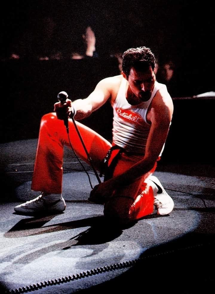 #WednesdayWisdom 📍 Hej Stockholm 🇸🇪
Round 2 - #FreddieMercury at the brandnew 'Hot Space' Tour, on 10th April, 1982 ⚡️ in #Stockholm. 🇸🇪 

📸 Credit by. Denis O'Regan 

©️ Queen Productions Ltd