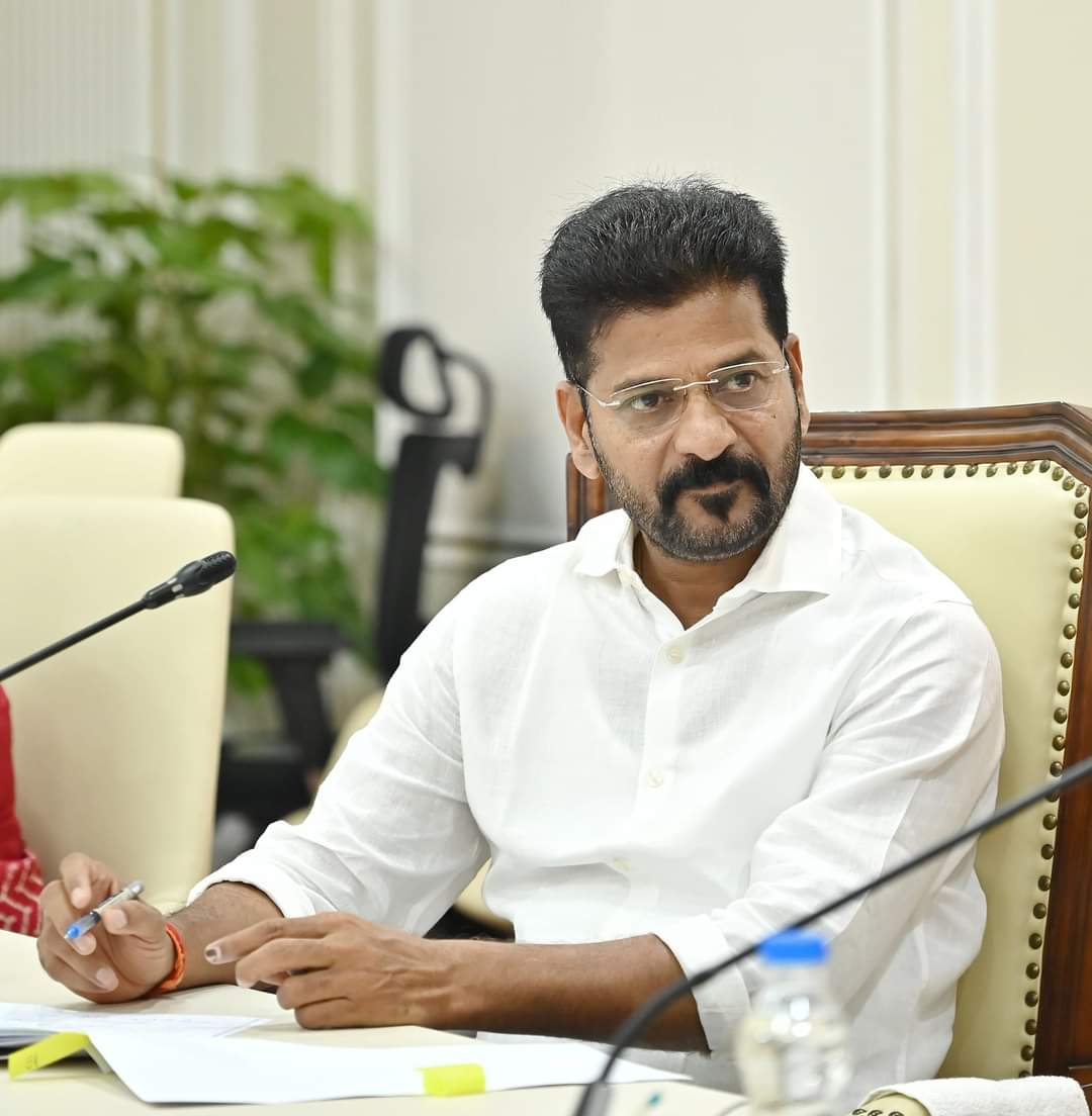 chinthalasaid06's tweet photo. @revanth_anumula reddy ముఖ్యమంత్రి రేవంత్ రెడ్డి గారికి నమస్కారం..  సకాలంలో పింఛన్లు అందక పేదలు చాలా ఇబ్బందులు పడుతున్నారు. నెలాఖరు వరకు పెన్షన్లు అందడం లేదు, ప్రభుత్వం మారినా ఎలాంటి మార్పు రాలేదు 5 వ తేదీలోపు పింఛన్లు అందించి పేదలను ఆదుకోండి.. https://t.co/lxwF6lxnMS