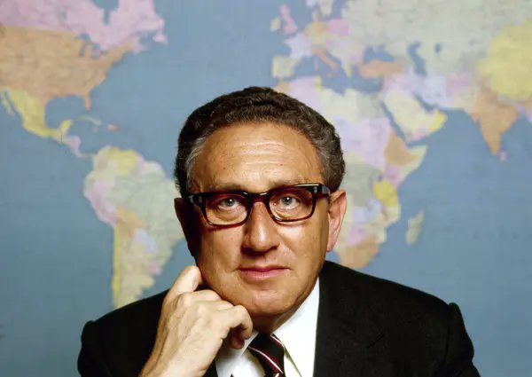 H-Diplo|RJISSF Commentary II-4: @seanmcase's 'Kissinger and the Angel of Applied History” 'These obituaries and memorials collectively omit one of Kissinger’s most enduring policy legacies: his self- perception as a historian' issforum.org/commentary/h-d…