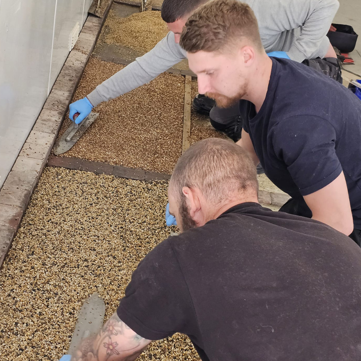 'Fantastic team, fantastic training course!' ⭐️⭐️⭐️⭐️⭐️

Click the link to secure your place on our next training session: 
rhinotradecounter.com/shop-3

Professional Training By A Trading Standards Approved Company.

#resinbound #resinboundtraining  #trainingcourse #newskill