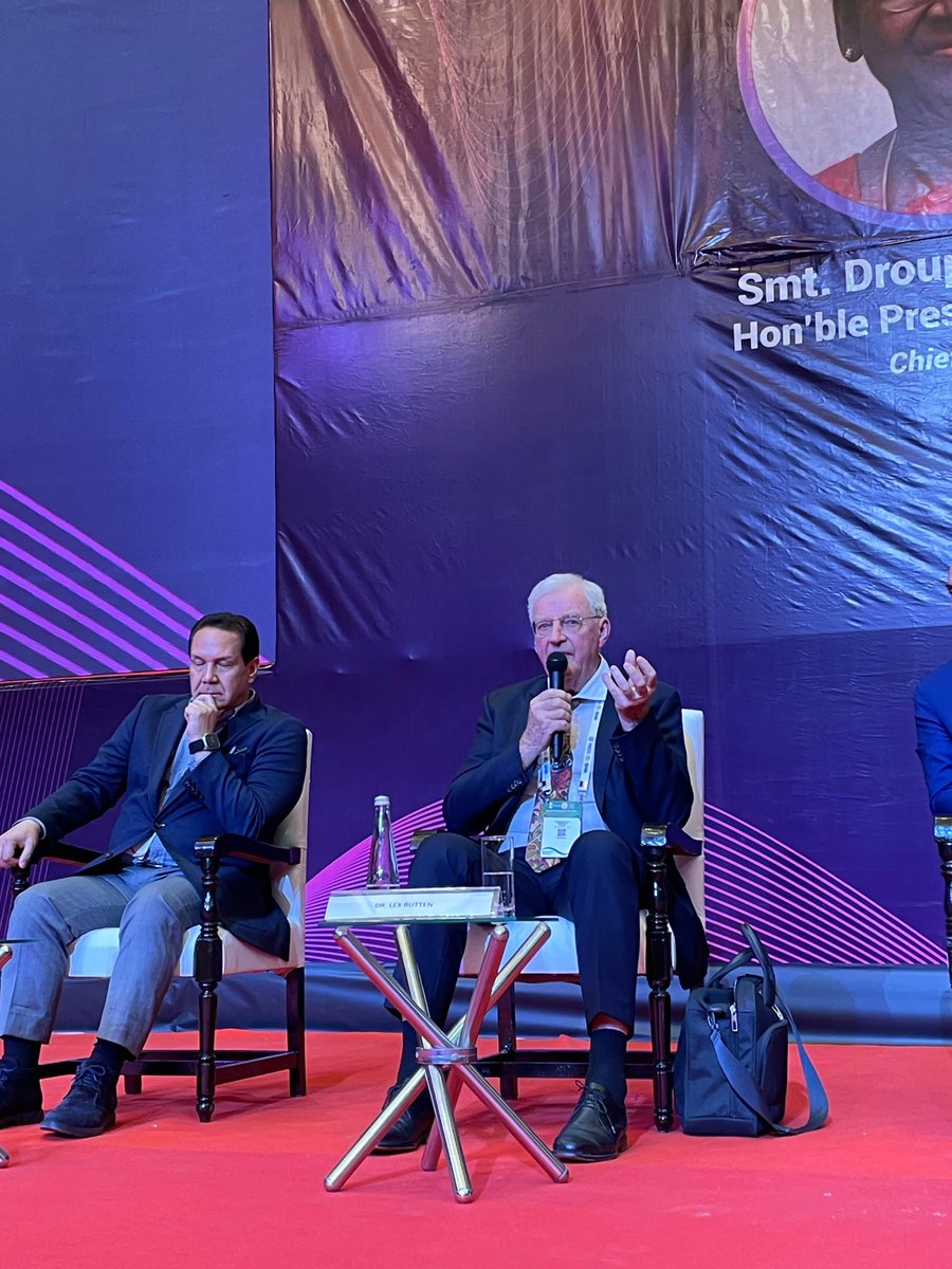 ccrhindia's tweet photo. On World Homoeopathy Day 2024, Dr. Lex Rutten joins fellow homoeopathy experts from across international borders for an engaging discussion on 'Homoeopathy - Global Perspectives' at the Yashobhoomi Convention Centre in Dwarka, New Delhi.

#WorldHomoeopathyDay #Homoeopathy4Bharat #UniteForHomoeopathy