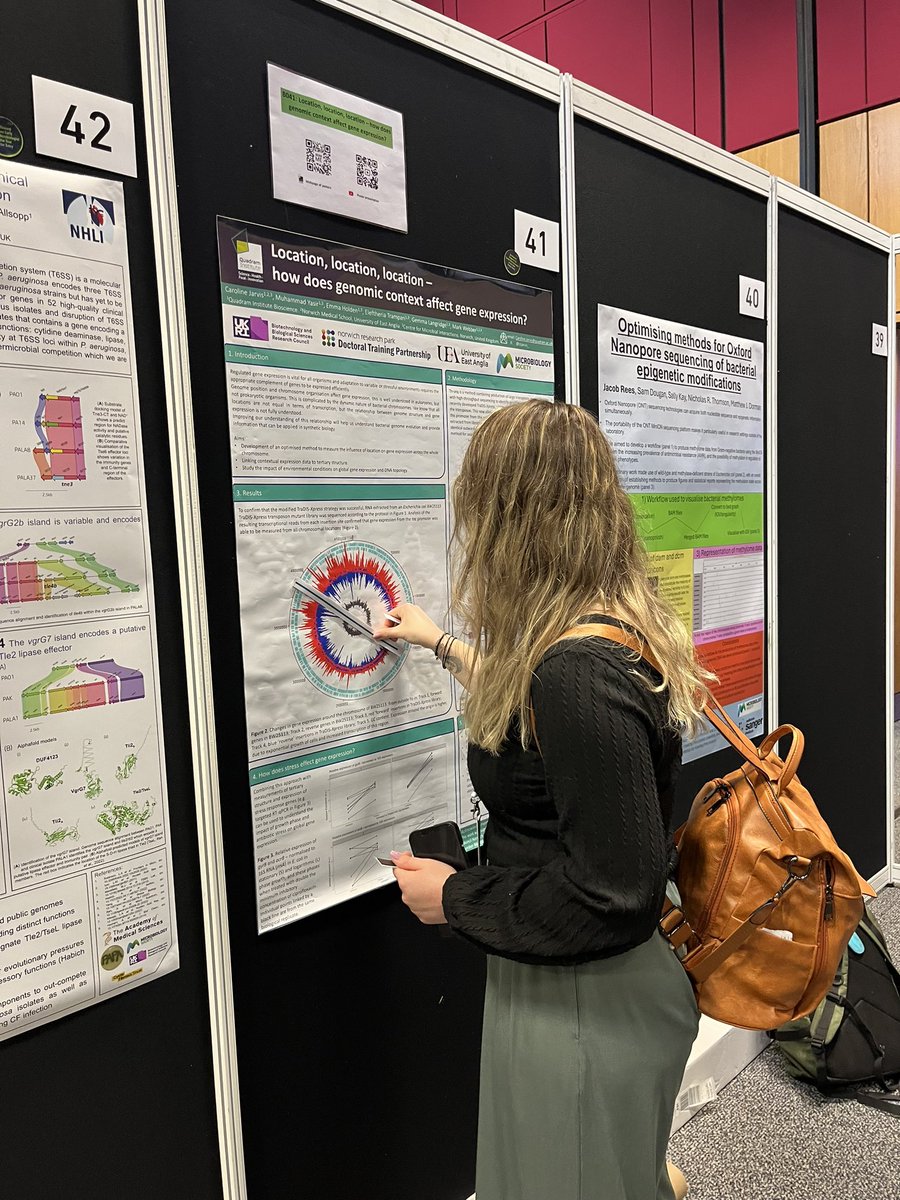 Caroline Jarvis ❤️🦠 (@csjarvis_) on Twitter photo Thanks to everyone who has visited my interactive poster so far and played my ori/ter transcription TraDIS game at #Microbio24 😎
(and thanks to <a href="/emmaraholden/">Emma Holden</a> for modelling perfect form!) Thanks to everyone who has visited my interactive poster so far and played my ori/ter transcription TraDIS game at #Microbio24 😎
(and thanks to <a href="/emmaraholden/">Emma Holden</a> for modelling perfect form!)