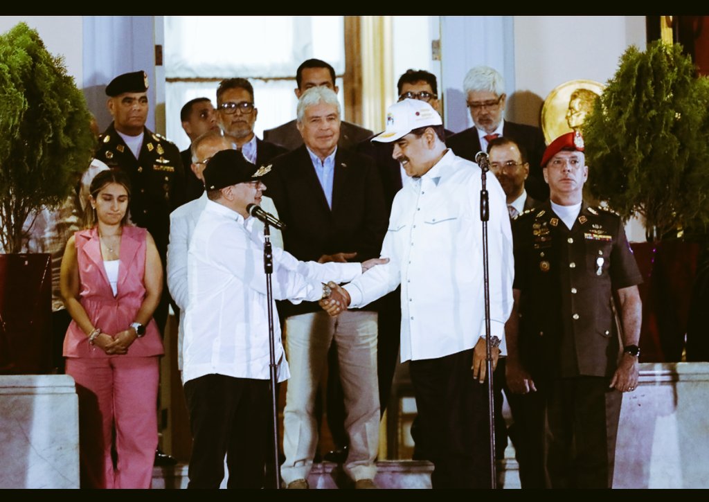 Gustavo Petro exalta ayuda de Venezuela en la resolución del conflicto armado colombiano #DiplomaciaBolivarianaDePaz