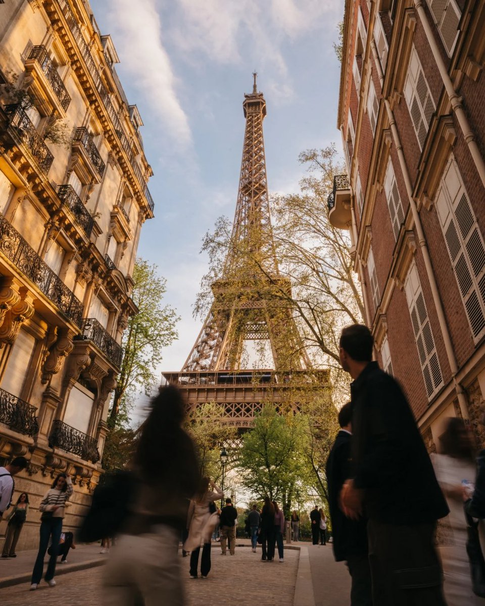 Lovely days in Paris promoting our new record, Cape Forestier ✨ 📷 @jarradseng