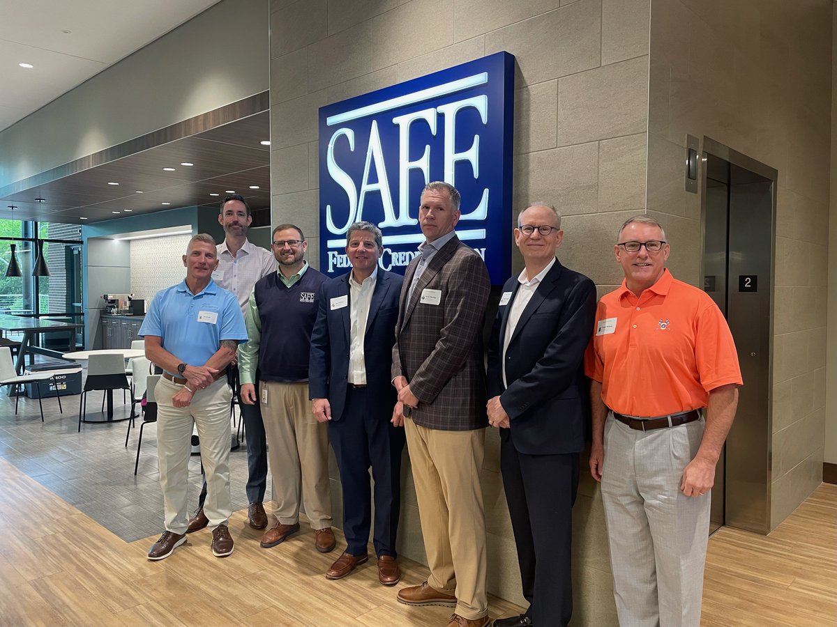 Yesterday, @TheCCUL Dan Schline, headed down to Sumter, SC  to sit and talk with multiple #SouthCarolina #CreditUnions. 

It is great to hear from these #community leaders on how their teams exemplify the #CUdiffrence. Thanks for hosting @SAFEFCU !