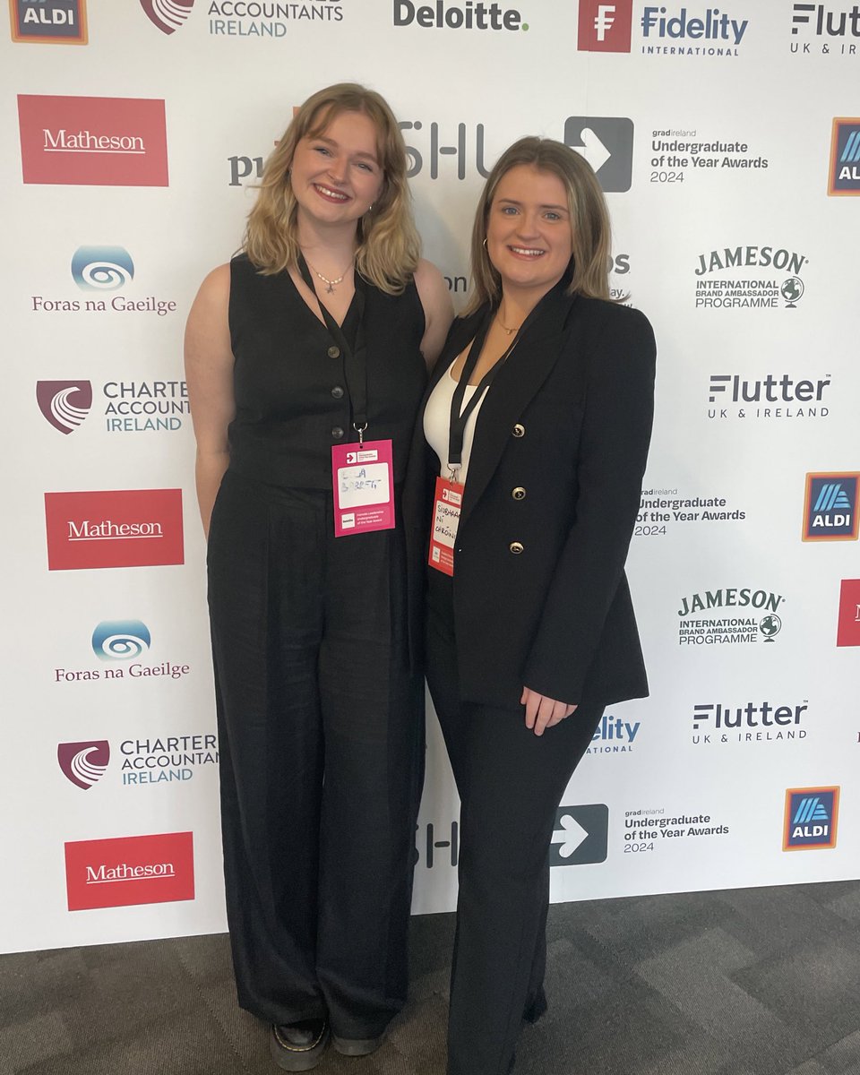 Congratulations and good luck to Quercus University Scholars @siobhanrcaol (finalist for Gradam Fhoras na Gaeilge Undergraduate of the Year Award) and Ella Barrett (finalist for the Female Leadership Undergraduate of the Year Award) at the undergraduate of the year awards today.
