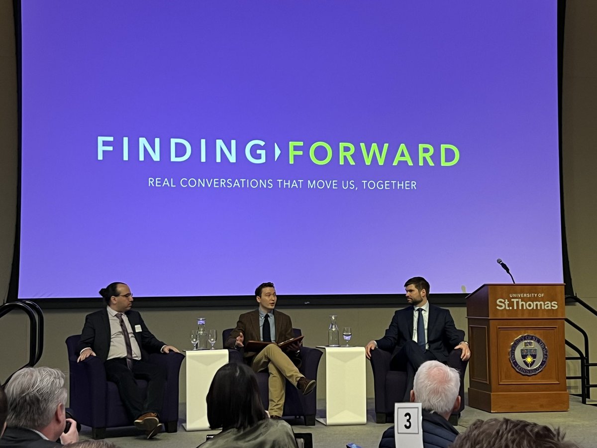 Breakfast + energy transition! Fantastic @UofStThomasMN event w/Ryan Long, President @XcelEnergyMN, Dr. Mahmoud Kabalan w/@cleanenergymn member @UST_Engineering & @walkerorenstein w/@StarTribune. #WeNeedCleanMN