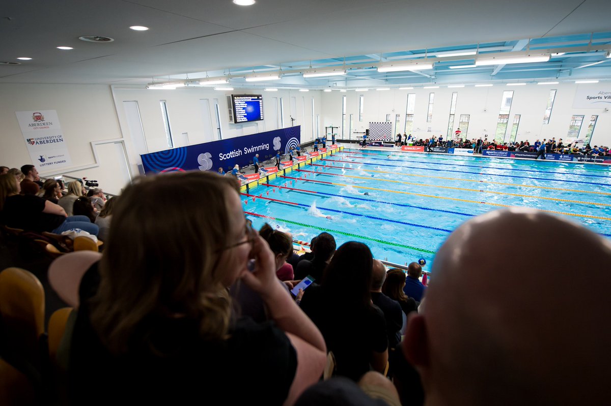 A capacity crowd in to watch our younger age group swimmers ✅ If you aren’t in venue you can watch online: tinyurl.com/2ffsk35r #SNAGs2024 🏴󠁧󠁢󠁳󠁣󠁴󠁿