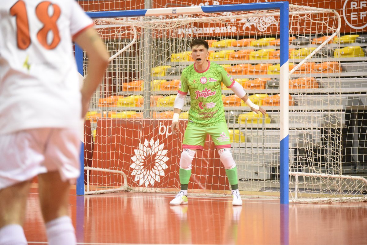 🇪🇸 Semana de derbi contra @fsciudaddecartagena 

🇮🇹 Settimana di derbi contro @fsciudaddecartagena 

Sábado 13  h.18:00

Vamos <a href="/JimbeeCartagena/">Jimbee Cartagena Costa Cálida</a> ❤️⚜️🤍

📸 @antoniofts_ 

@kipsta_futsal 
<a href="/181keepers/">181 Keepers</a> 
<a href="/YMKSport/">YMK Sport</a> 

#DB