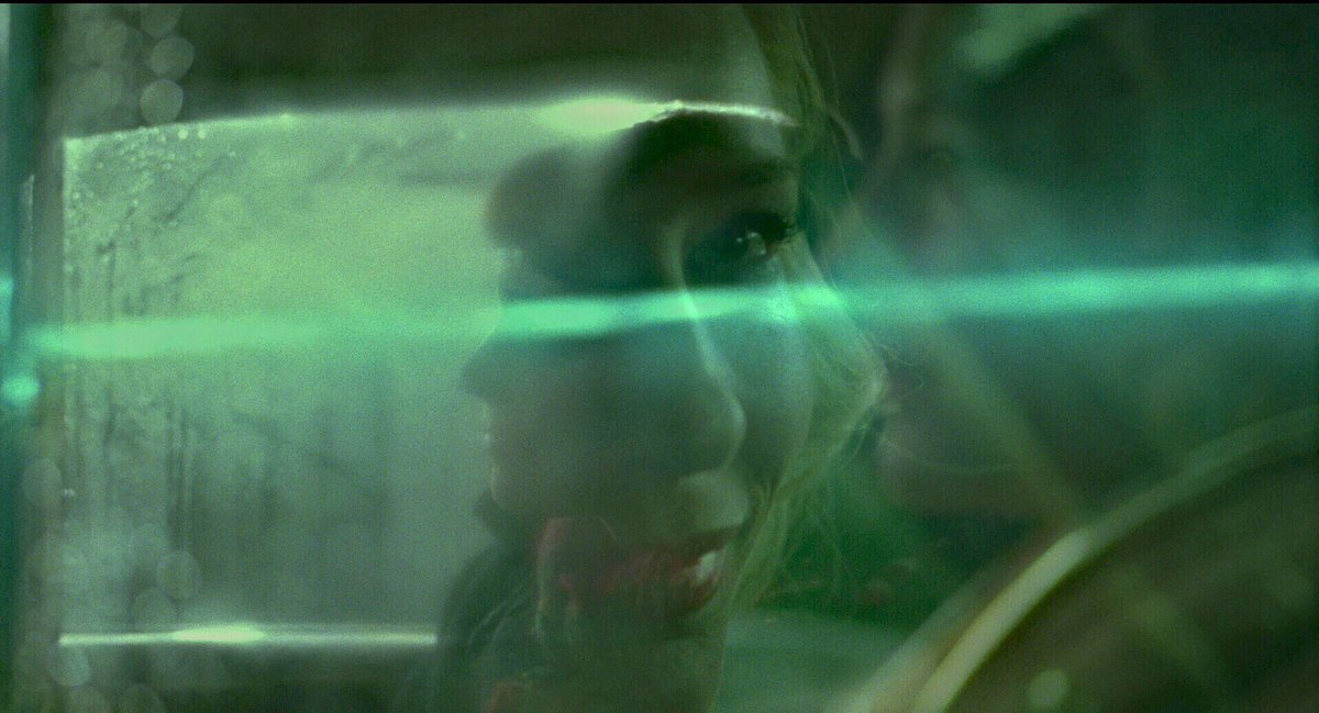 theskyismybliss's tweet image. the art of falling in love