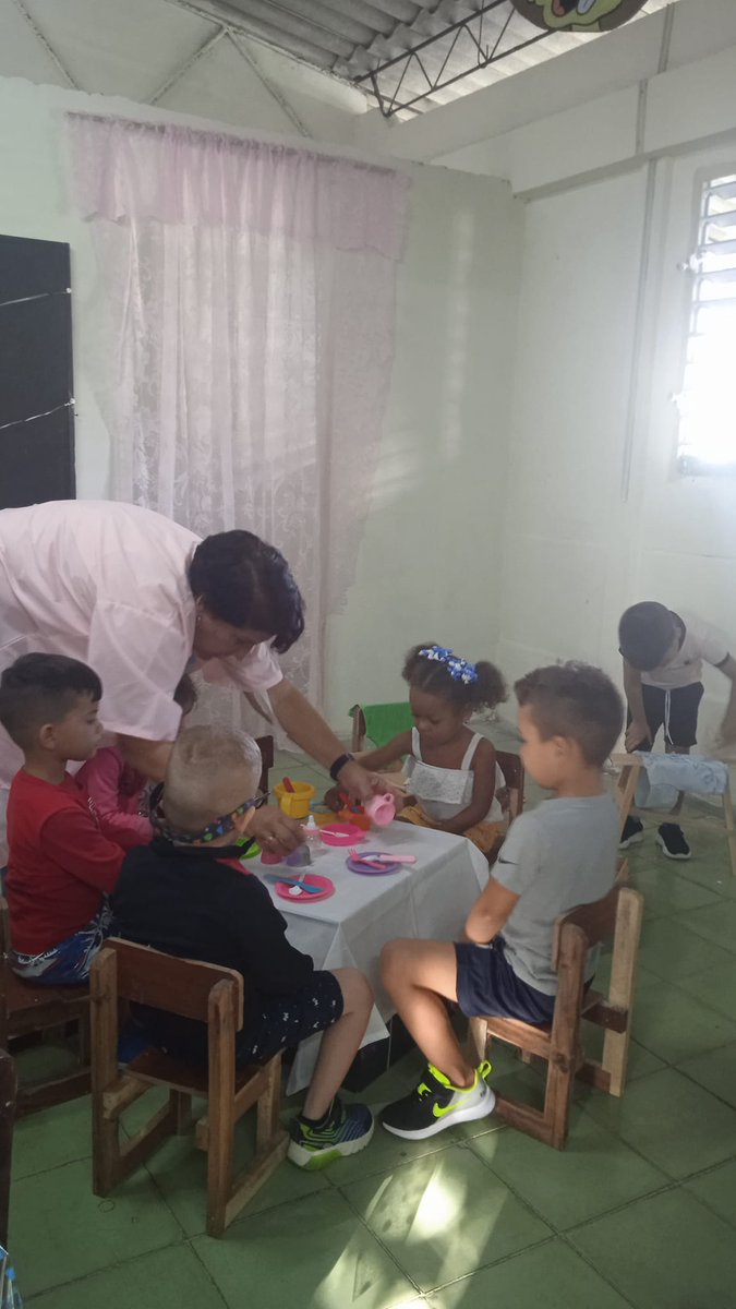 En el marco de la celebración del aniversario 63 de la creación de los Círculos Infantiles en #Cuba se inaugura la primera Casita infantil de #Caibarien , Los Marineritos, en la comunidad en transformación La Pesquera. Del perfil de @EmisoraCMHS