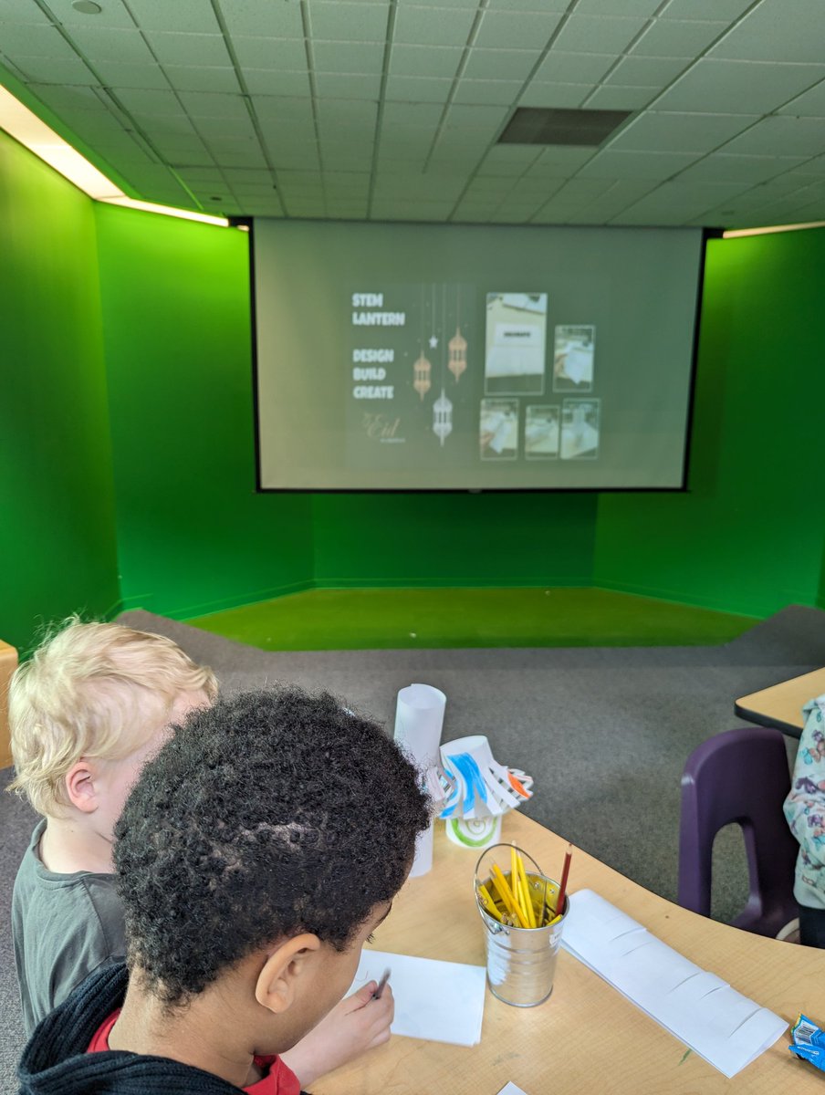 Happy #Eidmubarak2024 <a href="/AshleyOaksPS/">Ashley Oaks PS</a> #celebrate #lanterns