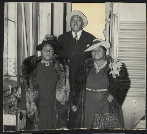 It's National Sibling Day! Throughout the day I'll share photos of acting siblings starting with: Etta McDaniel, Sam McDaniel and Hattie McDaniel.