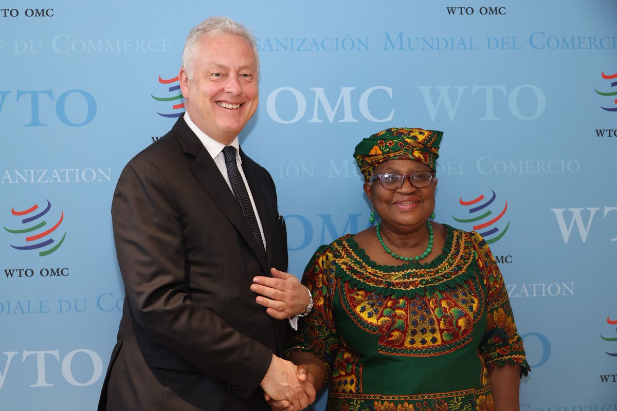 Delighted formally to confirm, with @wto DG @NOIweala, the arrival of the first instalment of our new contribution of a million Swiss Francs to the Enhanced Integrated Framework, which has been so important to ensuring that LDCs reap the benefits of open and free trade
